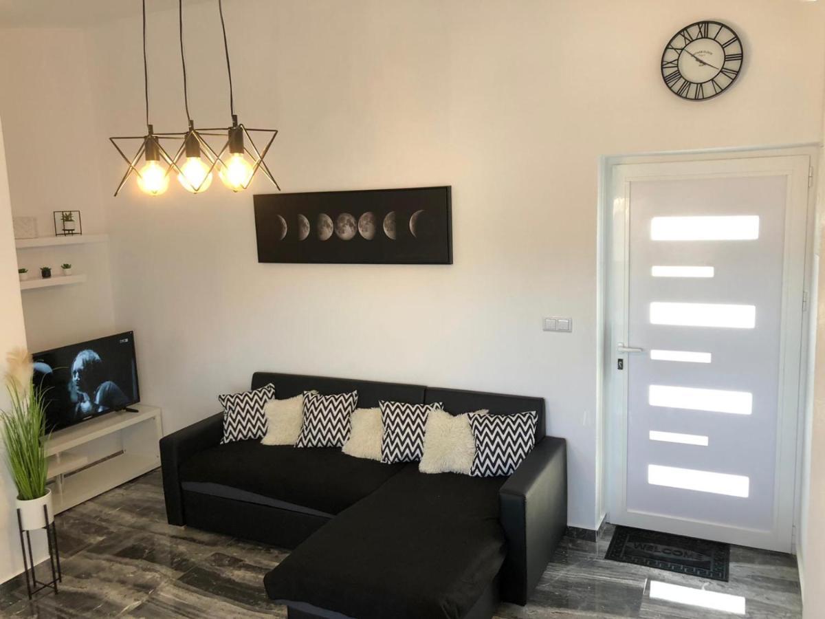 Ferienwohnung Apartman Luce Bibinje Exterior foto